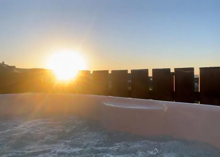 Inishway Self Catering 2 * Карндона